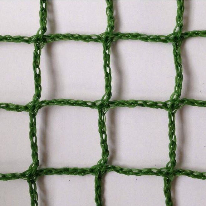 Vente de filet pare-ballon pour clôtures à la Réunion